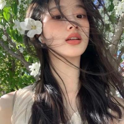 夏日午后的初缠爱恋